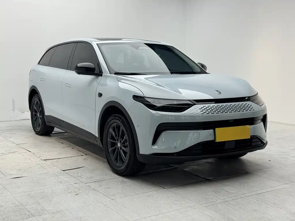 Leapmotor Leapmotor C11 — миниатюра 3