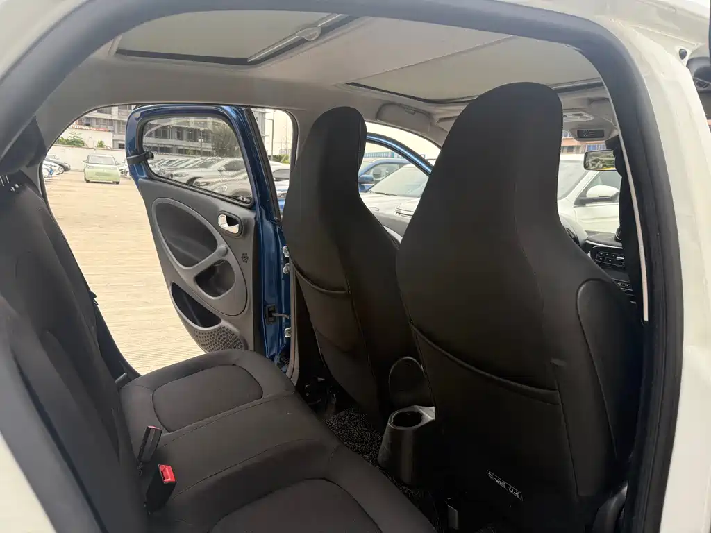 smart Smart Forfour — миниатюра 7