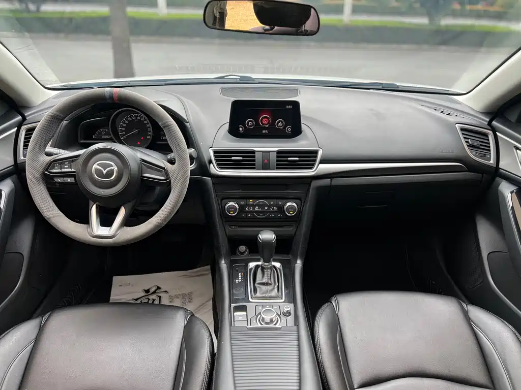 Mazda 3 Axela — миниатюра 5