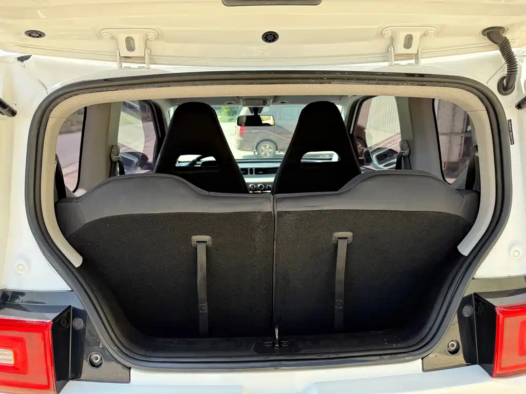 Wuling MINIEV — миниатюра 15