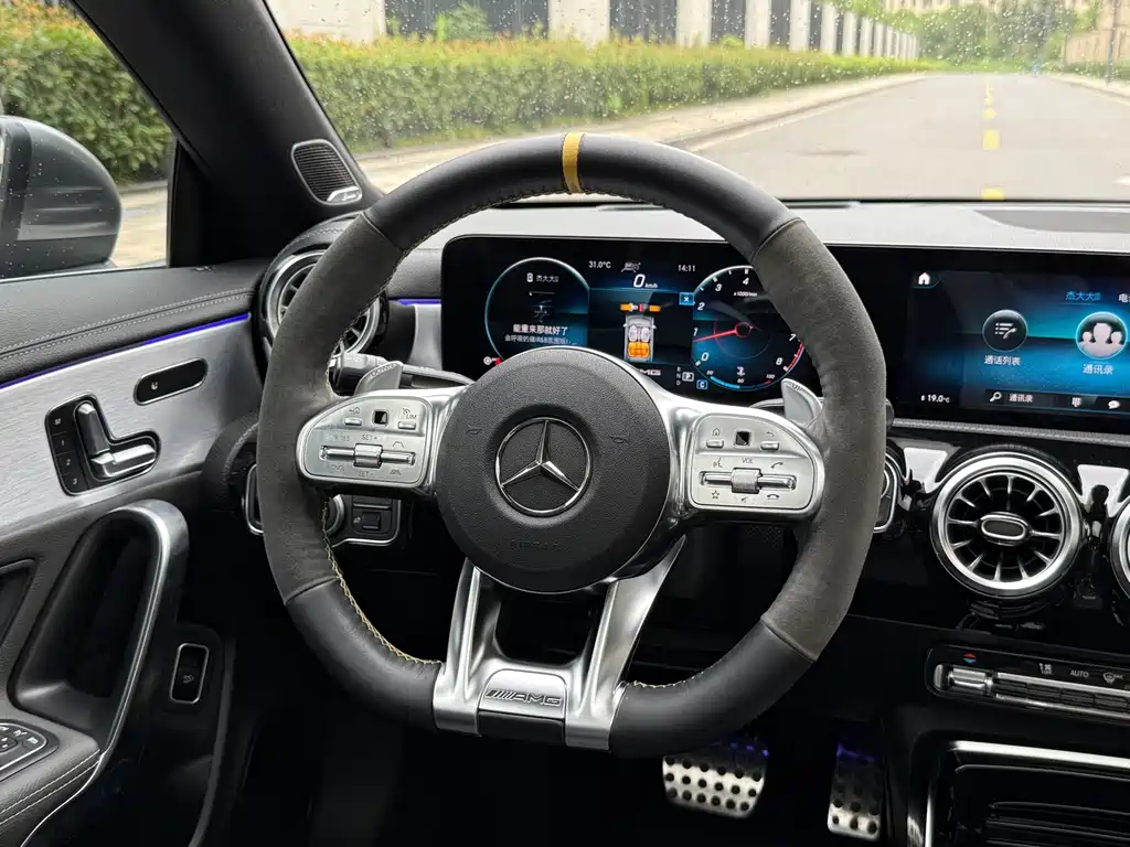 Mercedes-Benz CLA AMG — миниатюра 12