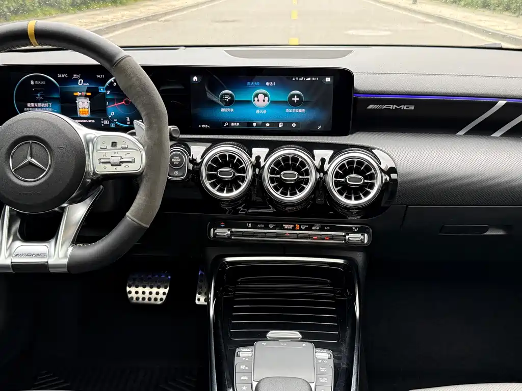 Mercedes-Benz CLA AMG — миниатюра 13