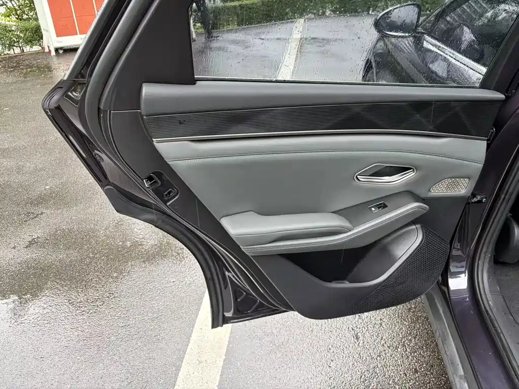 BYD Qin L — миниатюра 10
