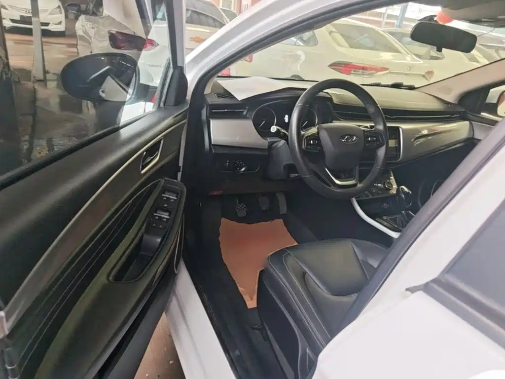 Chery Arrizo 5 — миниатюра 16