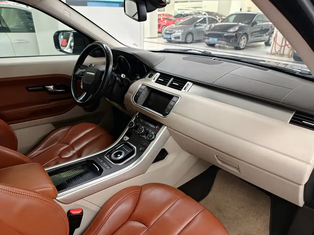 Land Rover Evoque (Import) — миниатюра 14