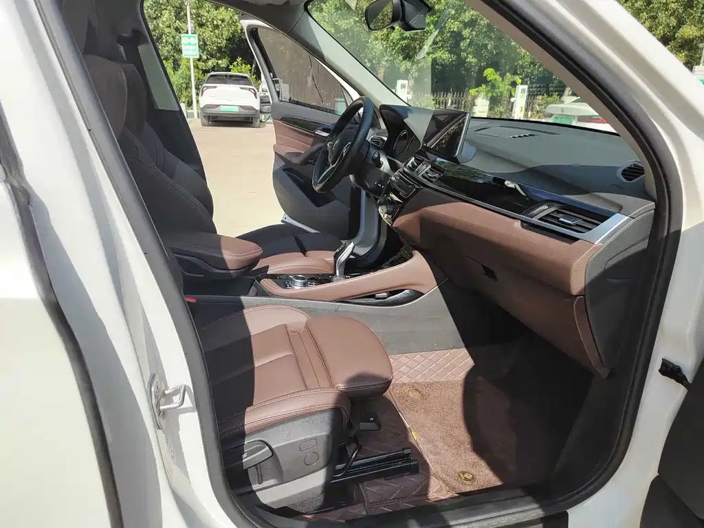 BMW X1 — миниатюра 7