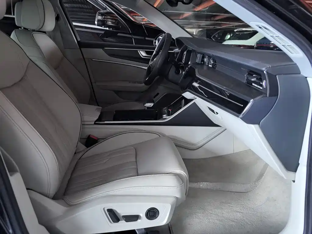 Audi A6L — миниатюра 14
