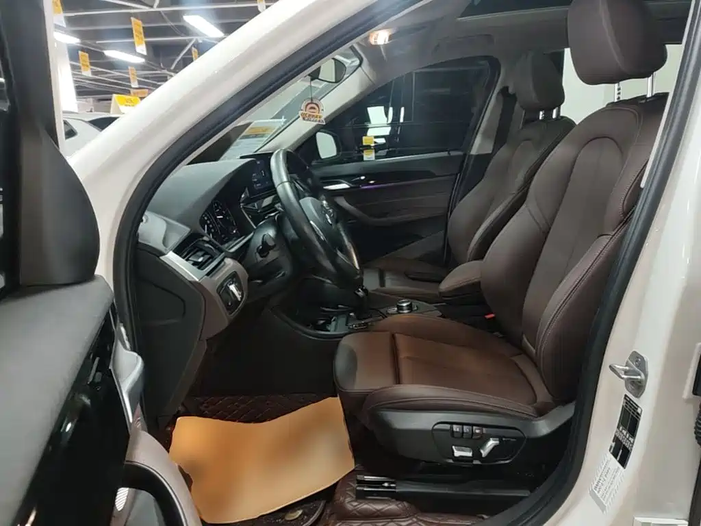 BMW X1 — миниатюра 15