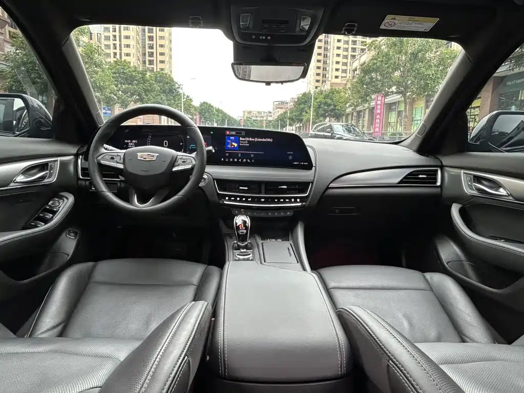 Cadillac CT5 — миниатюра 23