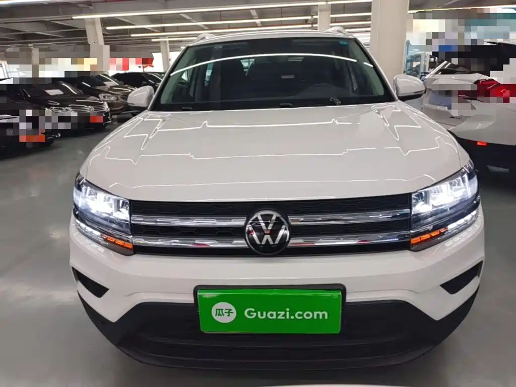 Volkswagen Tharu — миниатюра 3