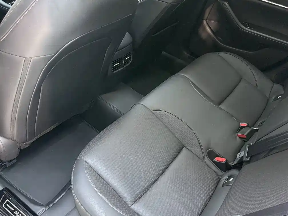 Mazda 3 Axela — миниатюра 17