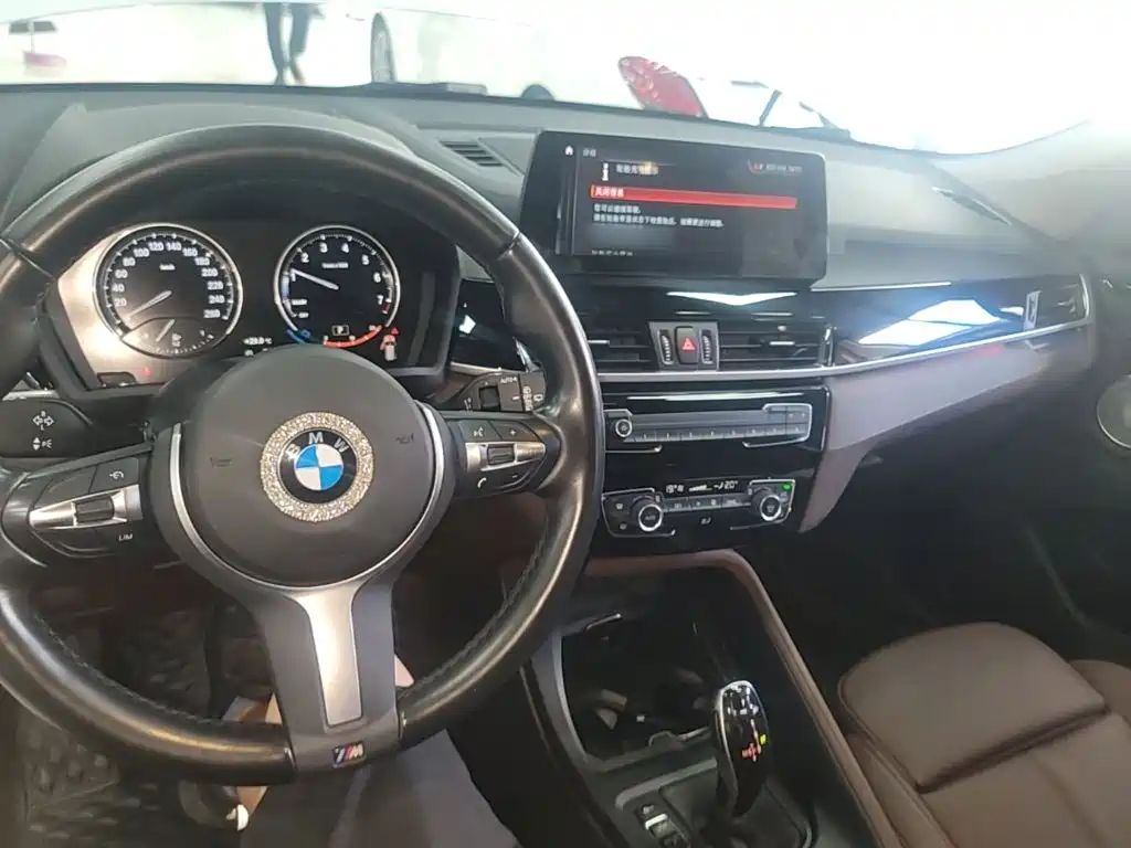 BMW X1 — миниатюра 10