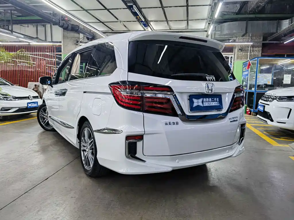 Honda Elysion — миниатюра 4