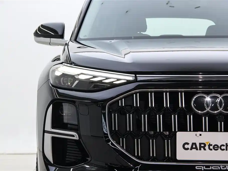 Audi Q6 2024 40 TFSI quattro 7 мест