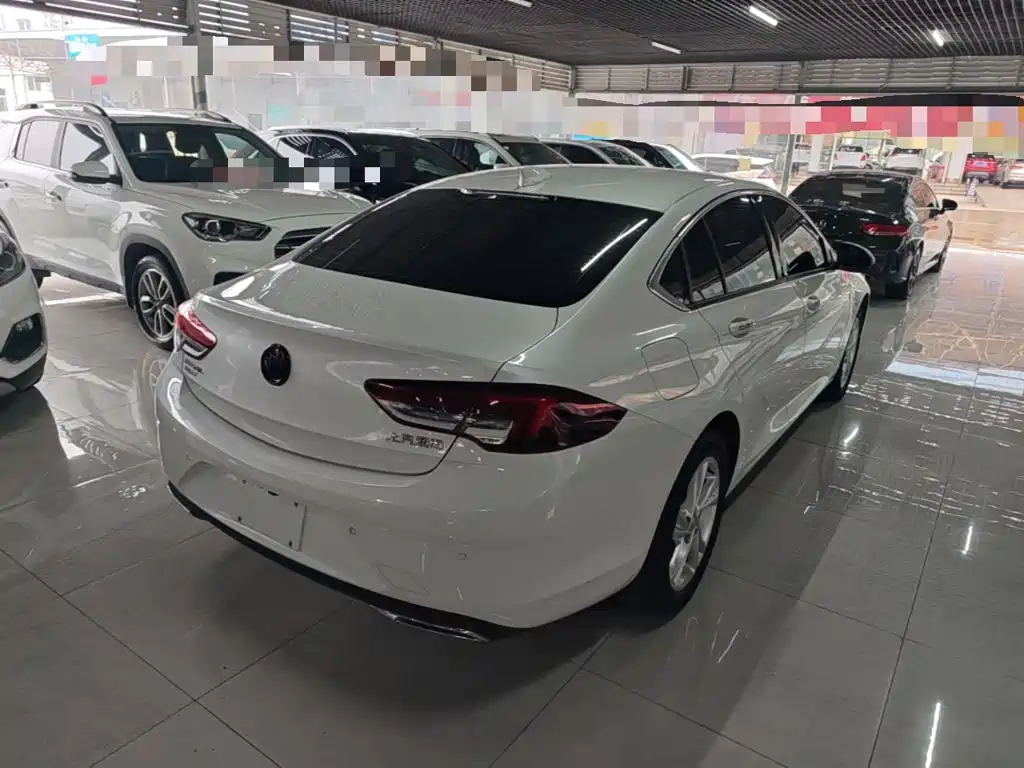 Buick Regal — миниатюра 7
