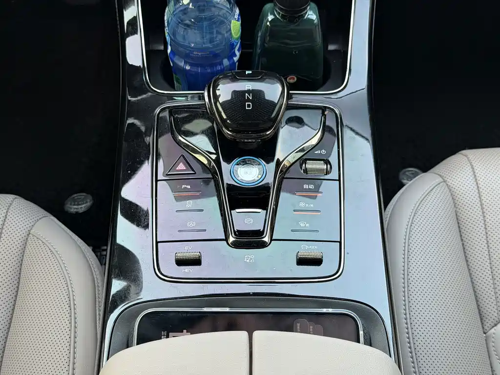 BYD Han — миниатюра 8