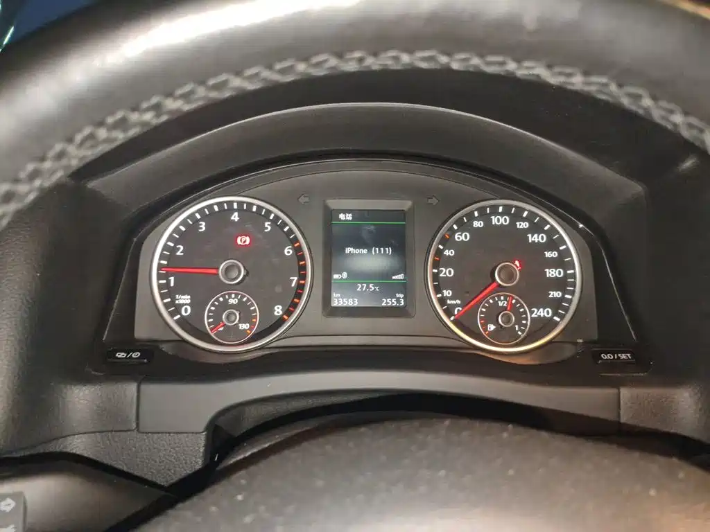 Volkswagen Tiguan — миниатюра 8