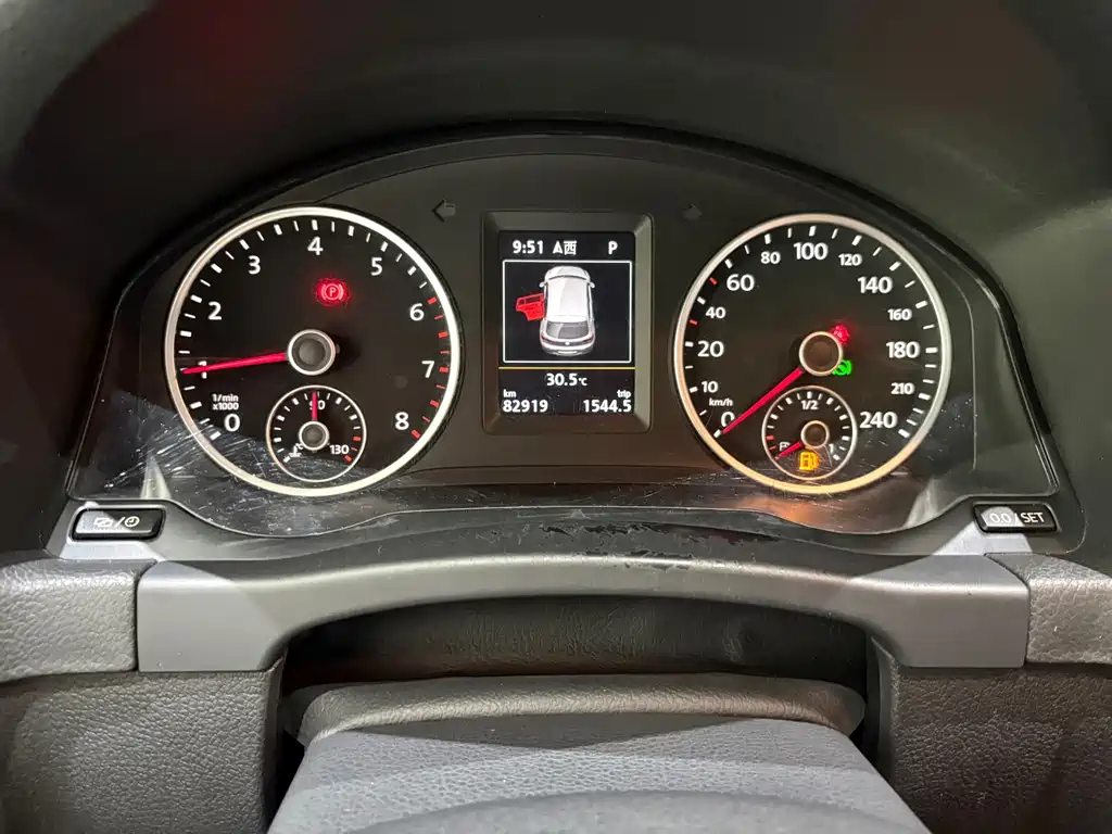 Volkswagen Tiguan — миниатюра 14