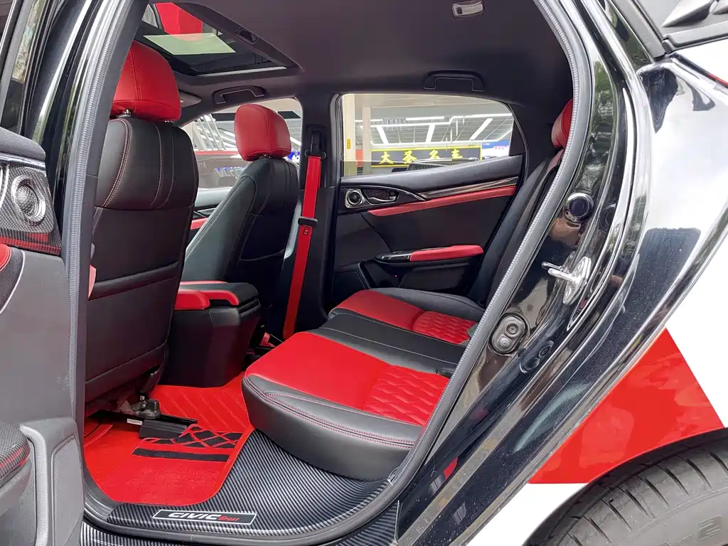 Honda Civic — миниатюра 8