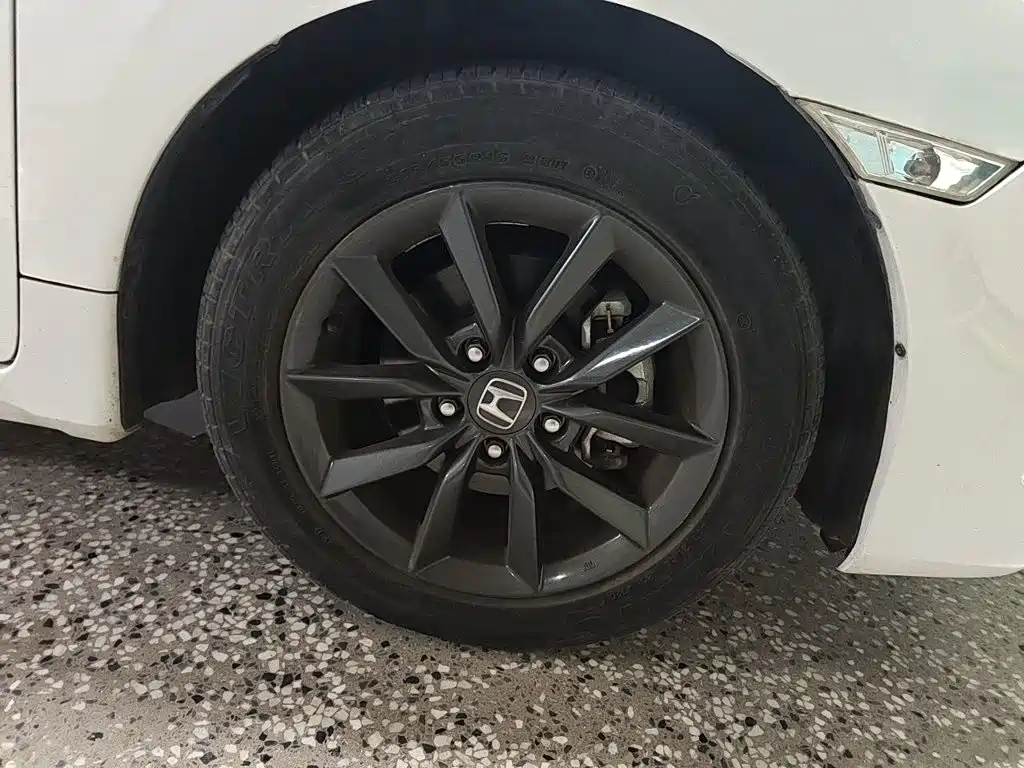 Honda Civic — миниатюра 8