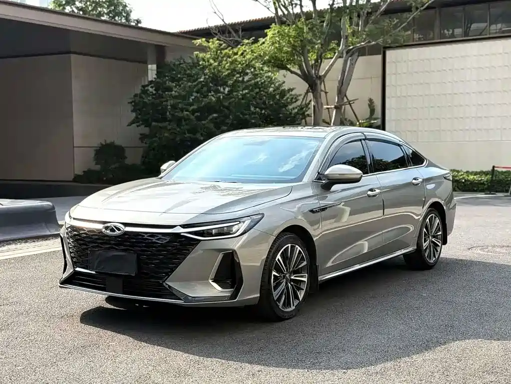 Chery Arrizo 8