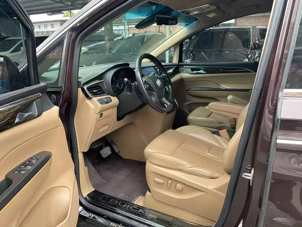 Buick GL8 — миниатюра 4