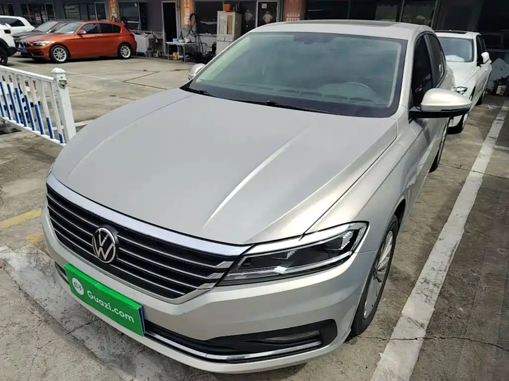 Volkswagen Lavida — миниатюра 2