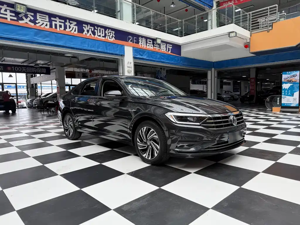 Volkswagen Sagitar — миниатюра 3
