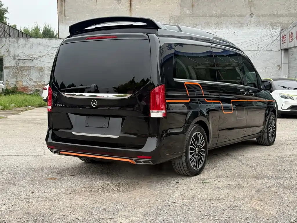 Mercedes-Benz V-Class — миниатюра 4