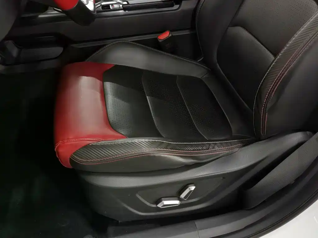 Geely Icon — миниатюра 20