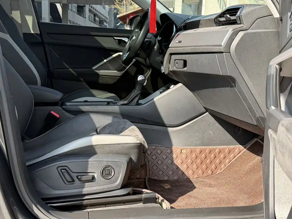 Audi Q3 — миниатюра 4