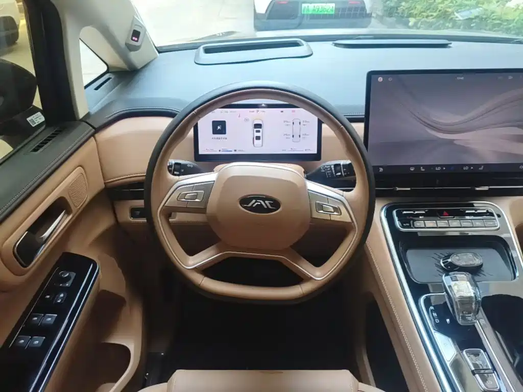 JAC Refine Refine RF8 PHEV — миниатюра 11