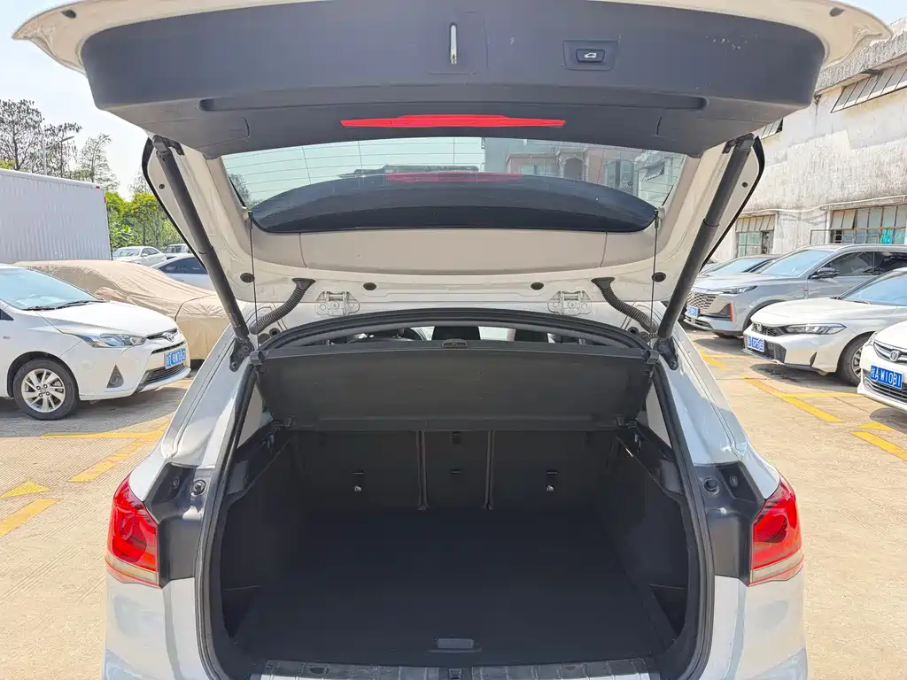 BMW X1 2022 sDrive20Li Premium