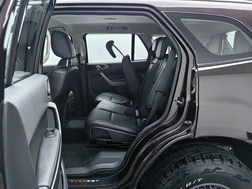 Ford Everest — миниатюра 15