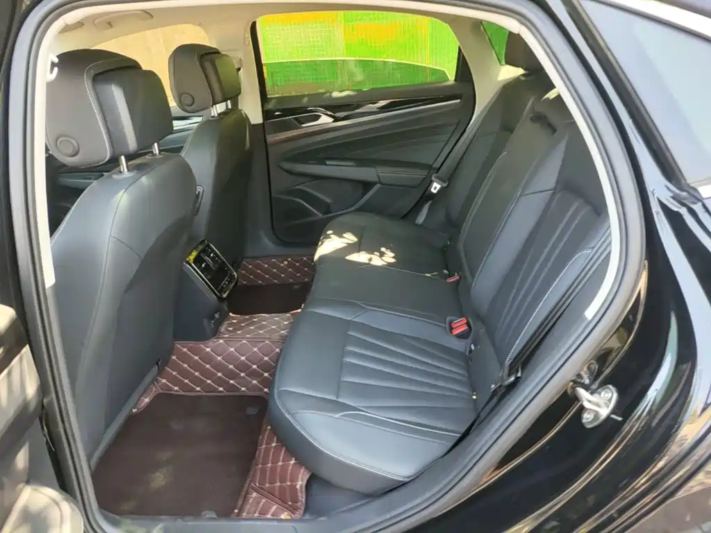 Volkswagen Passat — миниатюра 17