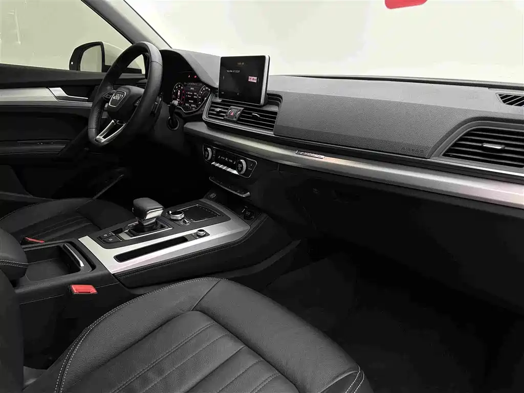 Audi Q5L — миниатюра 17