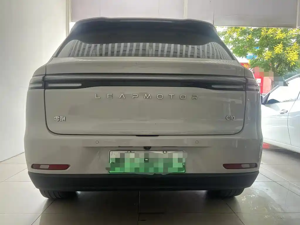 Leapmotor Leapmotor C10 — миниатюра 8