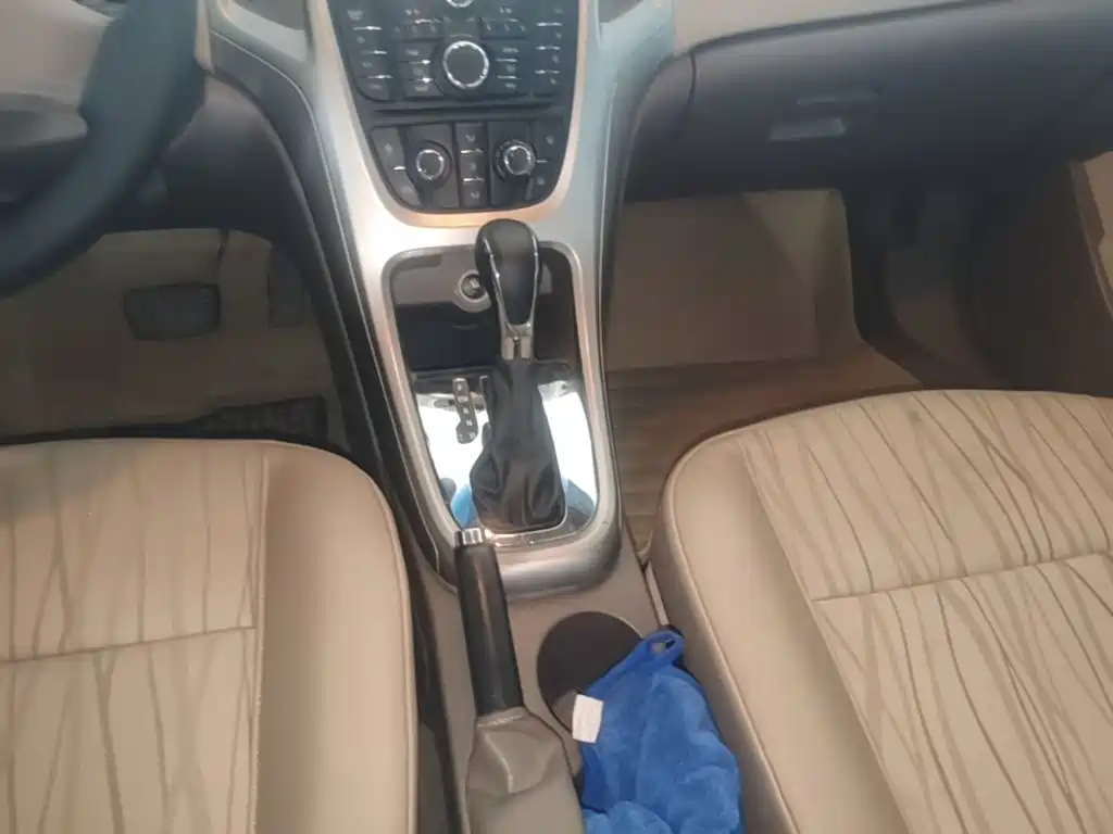 Buick Excelle — миниатюра 14