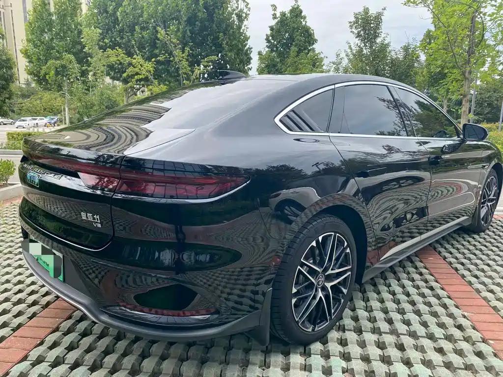 BYD Han — миниатюра 7