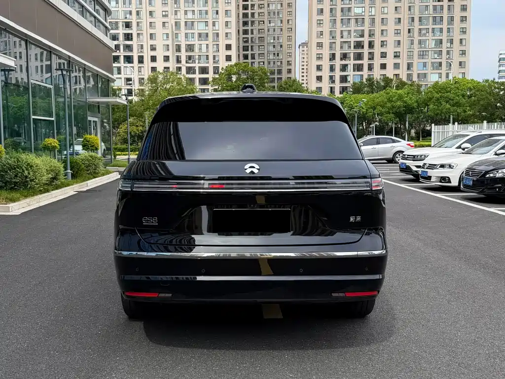 NIO ES8 — миниатюра 4