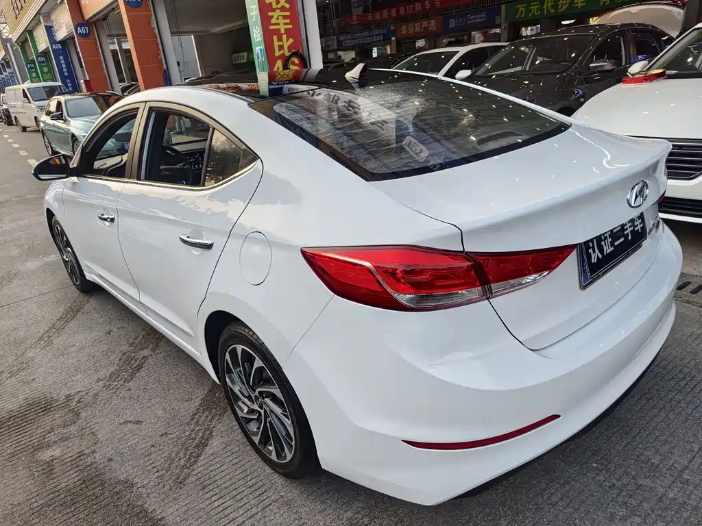 Hyundai Elantra 2019 1.4T DCT