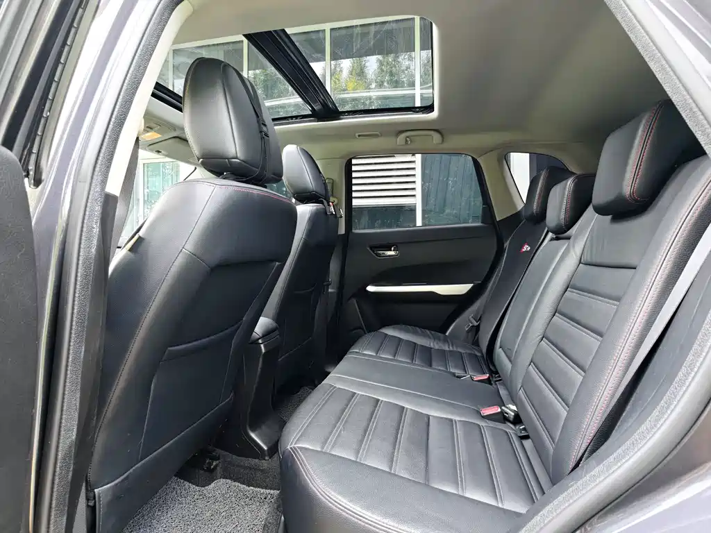 Suzuki Vitara — миниатюра 18