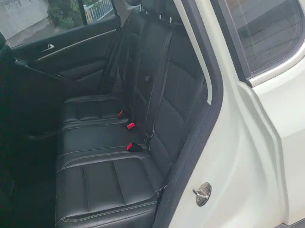 Volkswagen Tiguan — миниатюра 17