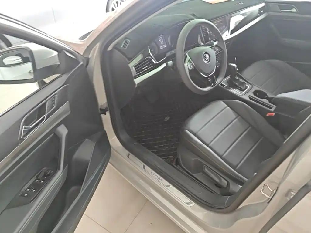 Volkswagen Lavida — миниатюра 16