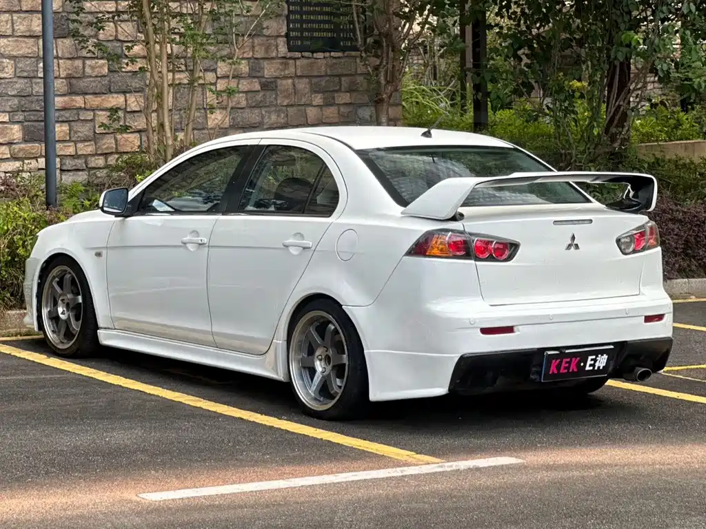 Mitsubishi Lancer EX — миниатюра 7