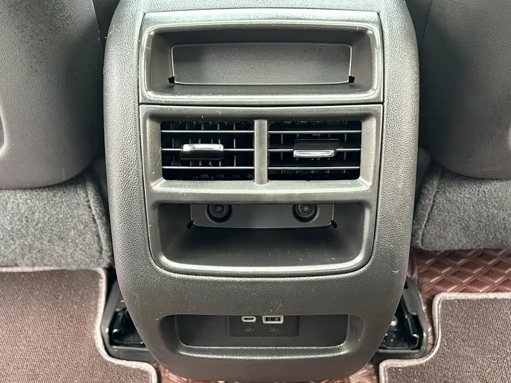 Cadillac XT5 — миниатюра 18