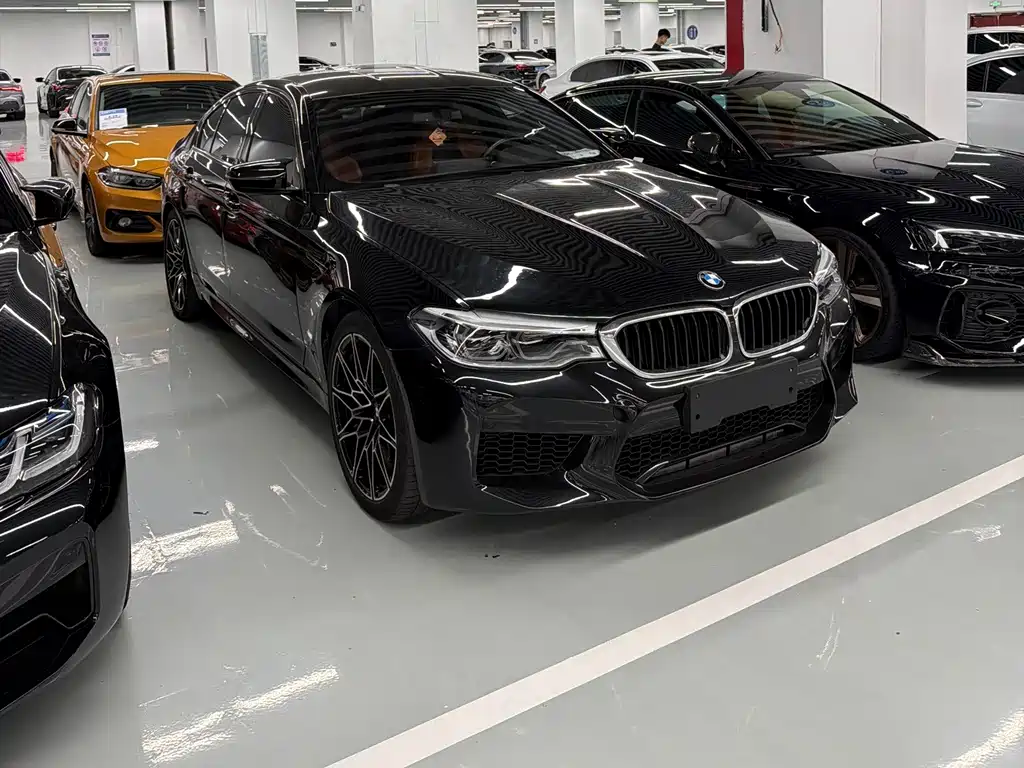 BMW M5