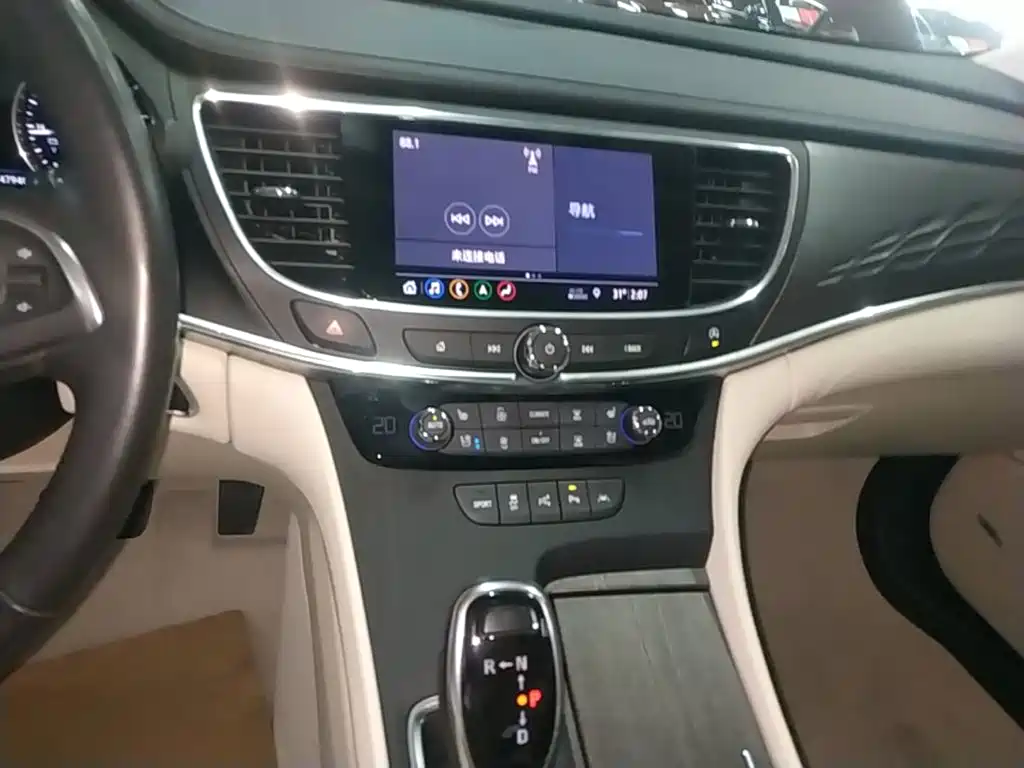 Buick LaCrosse — миниатюра 13