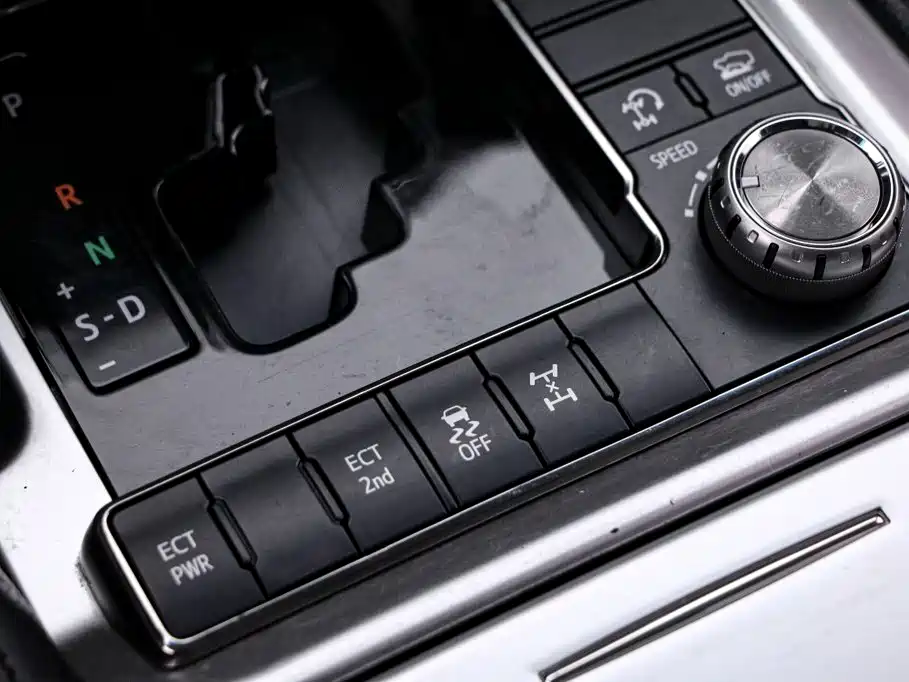 Toyota Land Cruiser — миниатюра 12