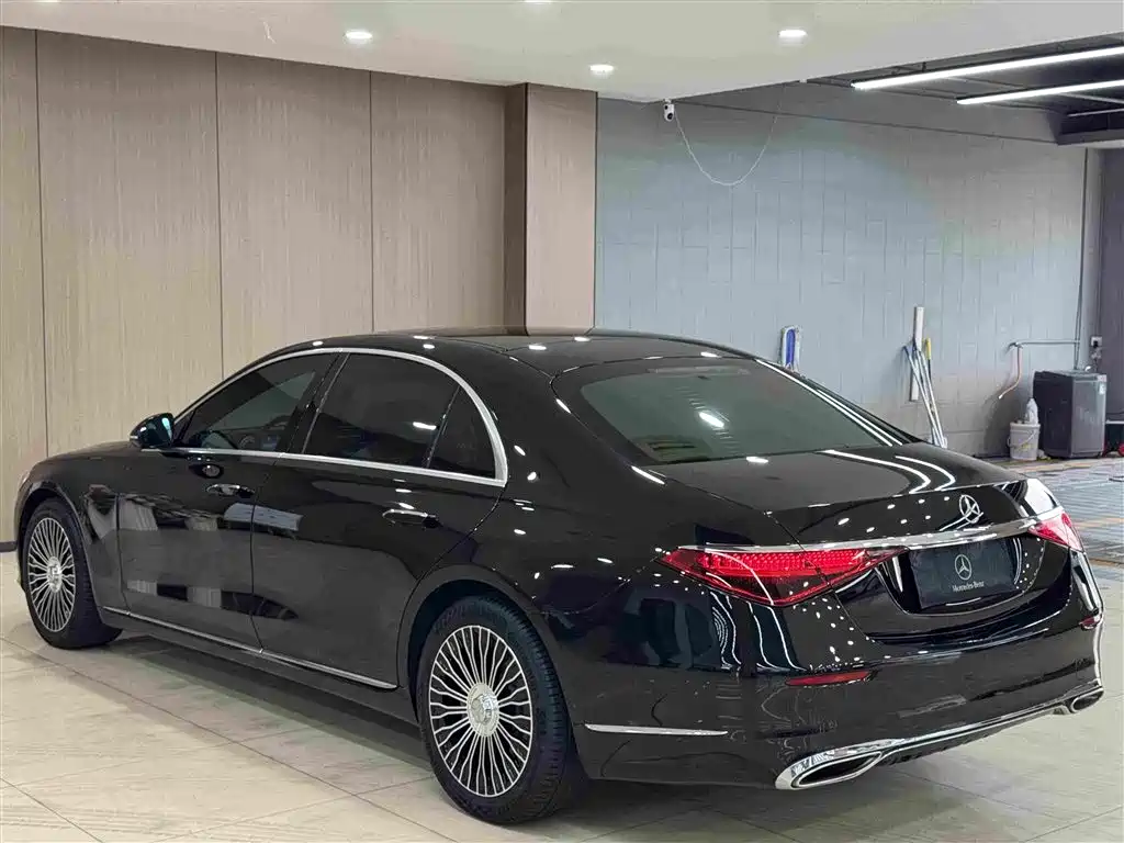 Mercedes-Benz S-Class — миниатюра 6